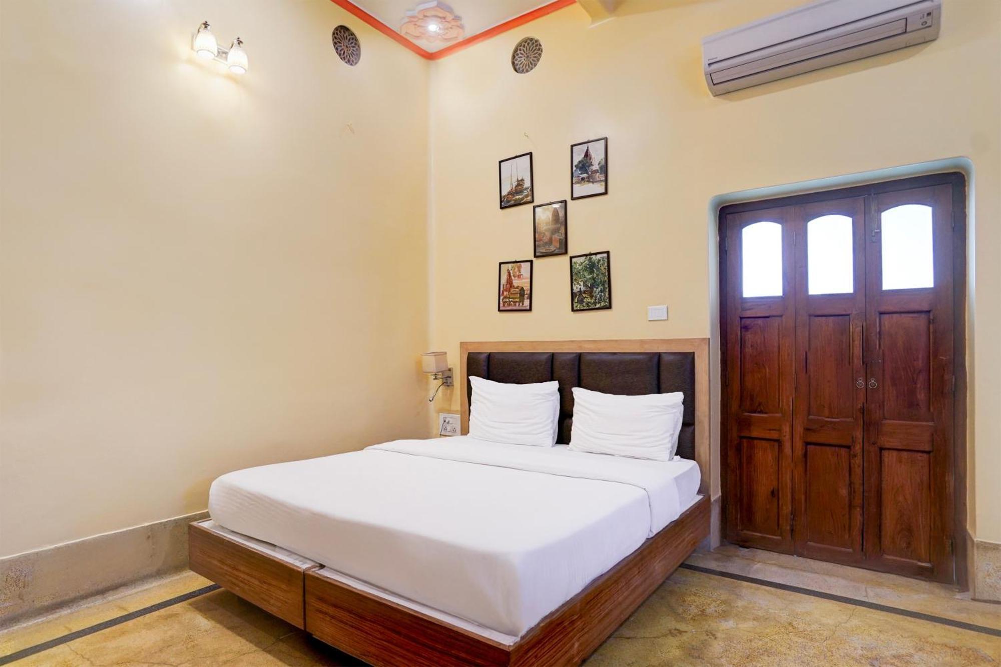 Palette Heritage Scindia Ghat Varanasi Exterior foto